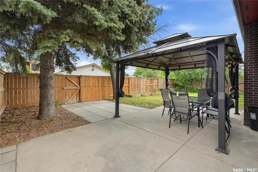 314 Anderson Crescent Saskatoon SK S7H 4A3