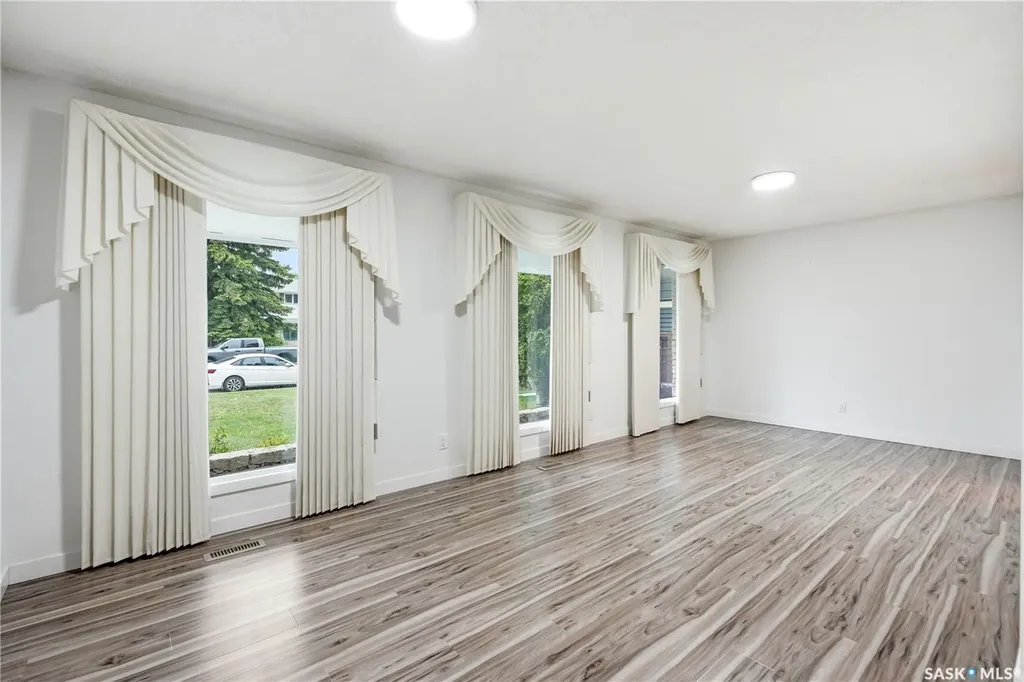 314 Anderson Crescent Saskatoon SK S7H 4A3