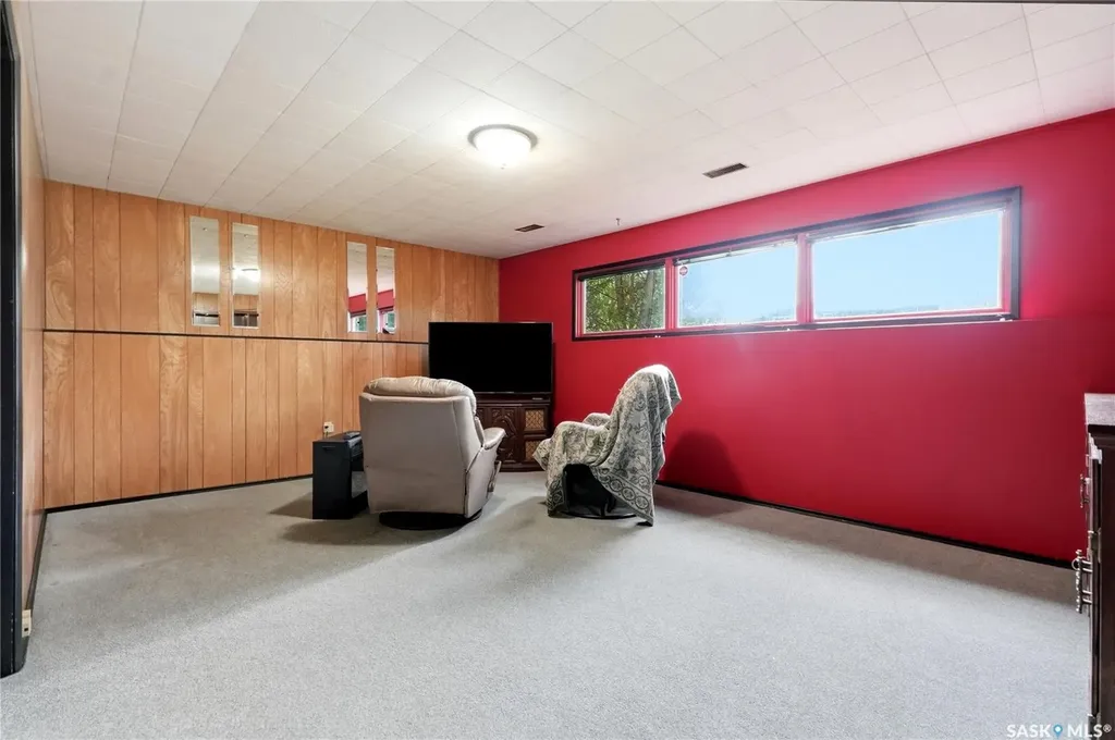 21 Bateman Crescent Saskatoon SK S7H 3C3