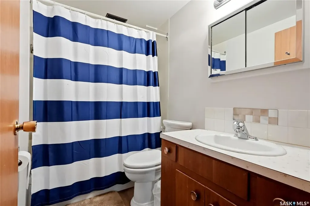21 Bateman Crescent Saskatoon SK S7H 3C3