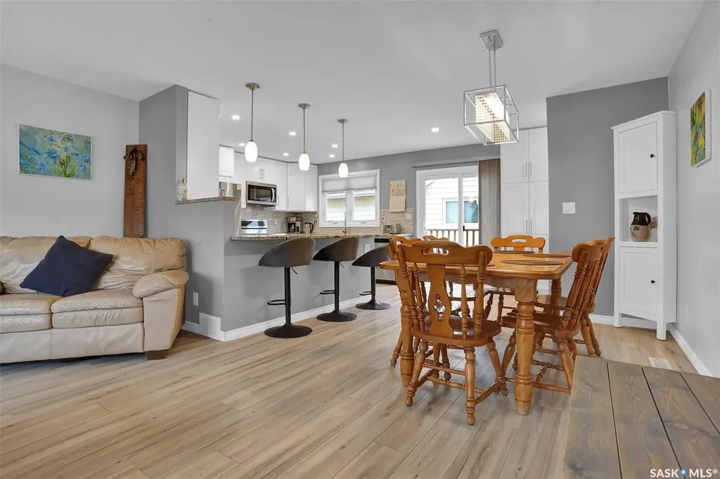 4903 Mctavish Street Regina SK S4S 6S9
