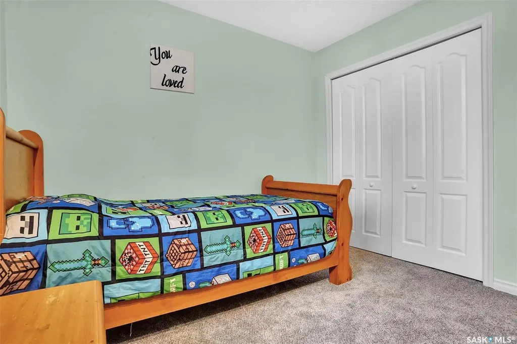 4903 Mctavish Street Regina SK S4S 6S9