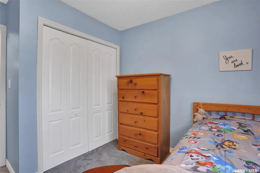 4903 Mctavish Street Regina SK S4S 6S9