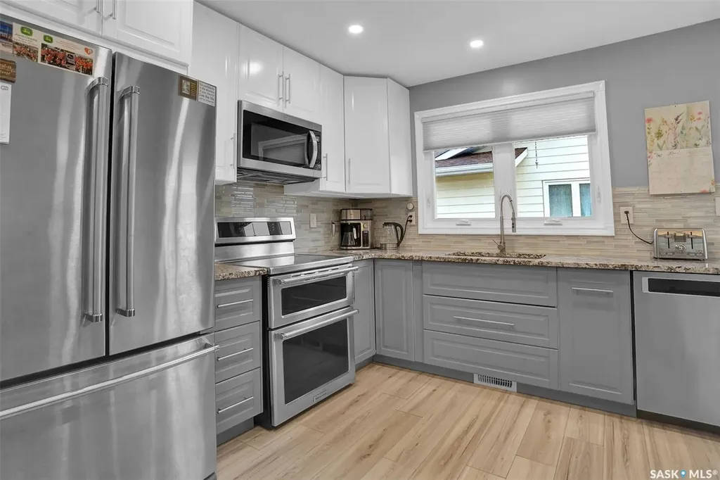 4903 Mctavish Street Regina SK S4S 6S9