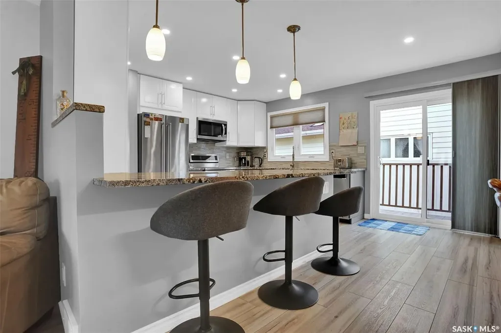 4903 Mctavish Street Regina SK S4S 6S9