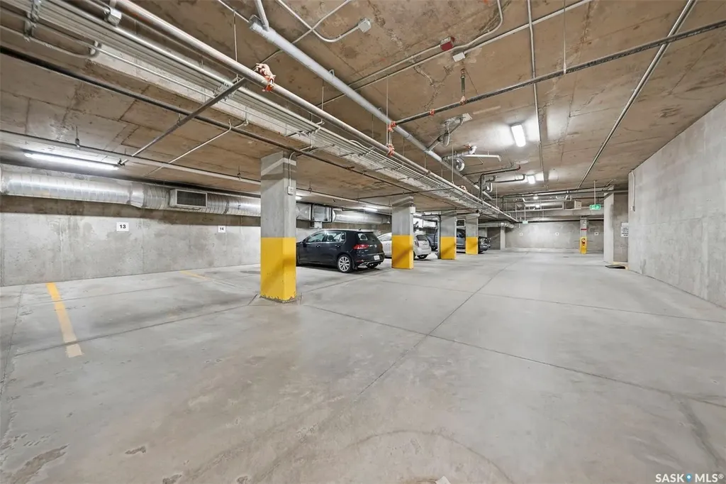 409 B Avenue S Saskatoon SK S7M 5M8