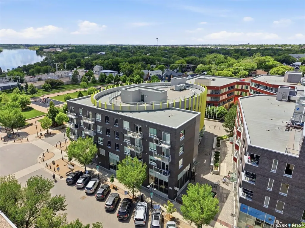 409 B Avenue S Saskatoon SK S7M 5M8