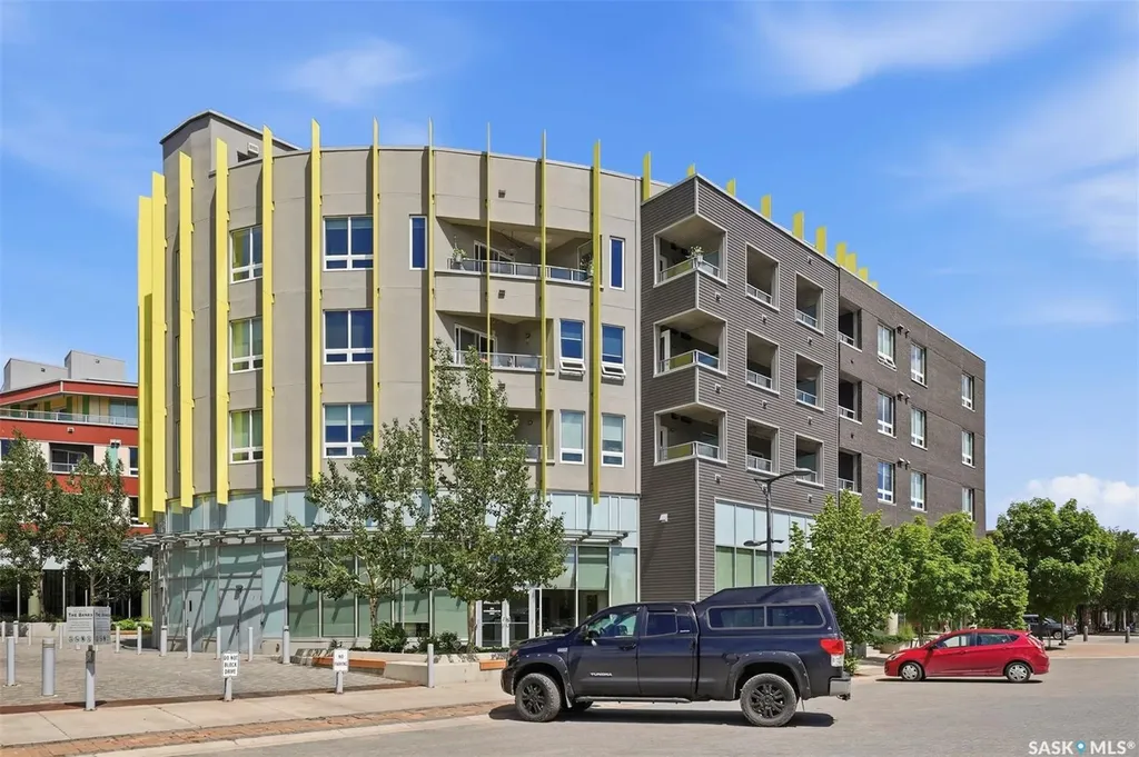 409 B Avenue S Saskatoon SK S7M 5M8