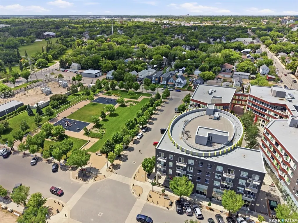 409 B Avenue S Saskatoon SK S7M 5M8