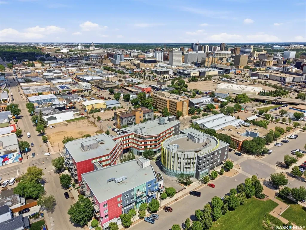 409 B Avenue S Saskatoon SK S7M 5M8