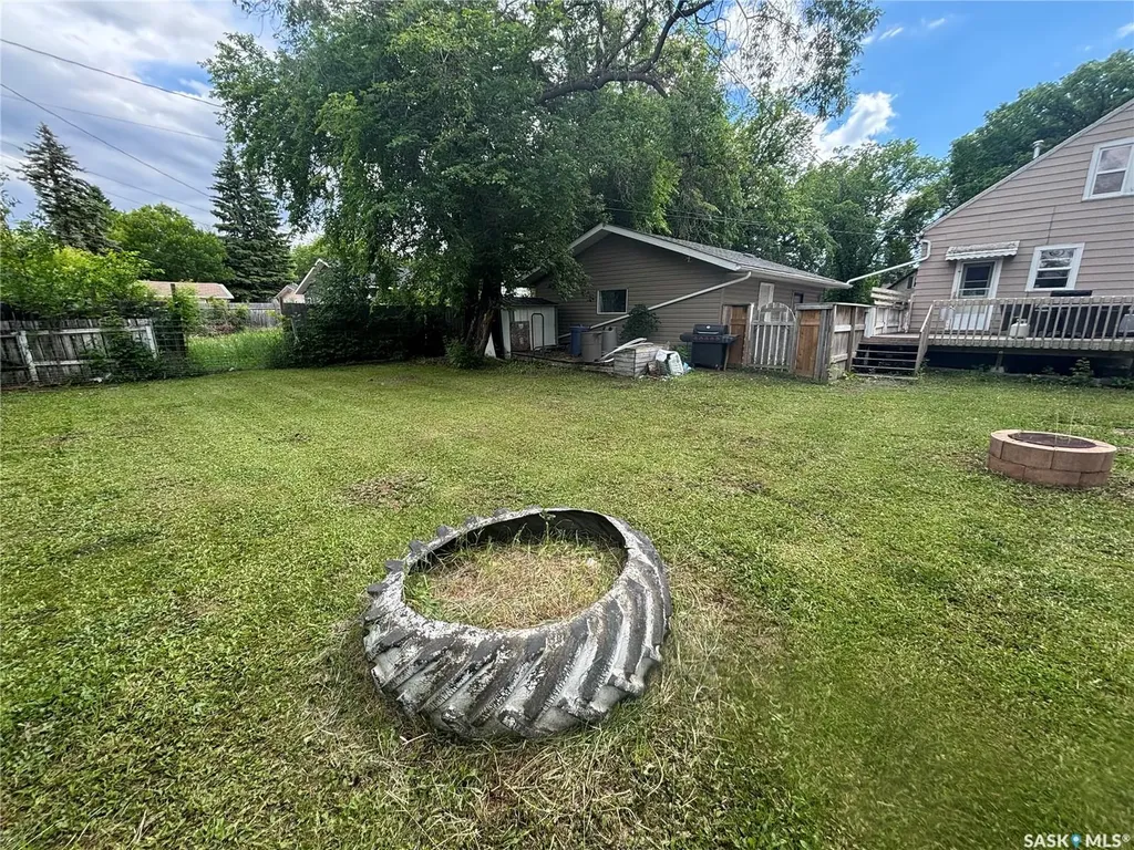 208 Stovel Avenue E Melfort SK S0E 1A0