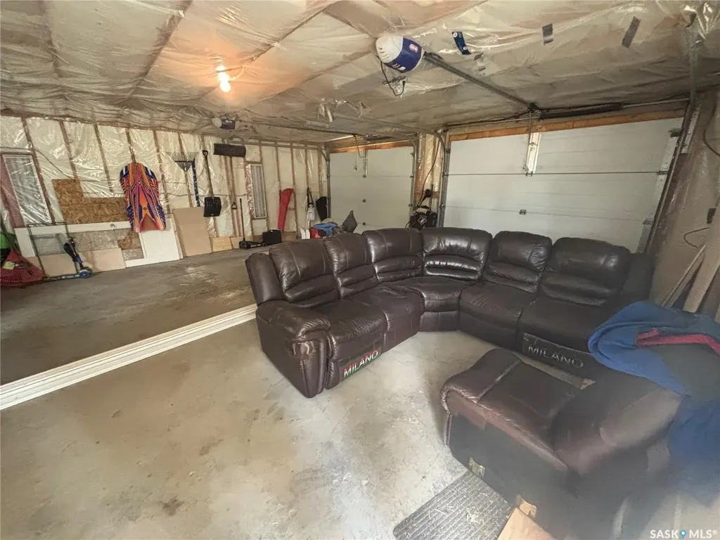 208 Stovel Avenue E Melfort SK S0E 1A0