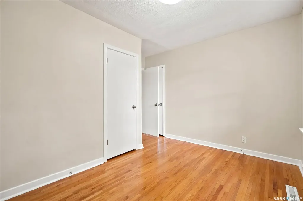 2928 Queen Street Regina SK S4S 2E4