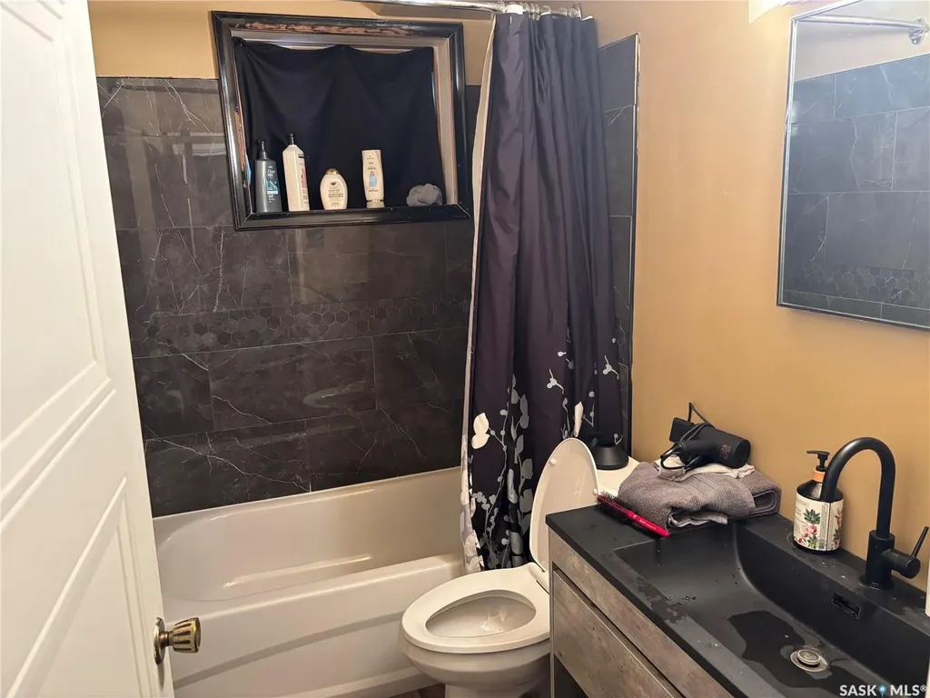 2440 Abbott Road Regina SK S4N 2K3
