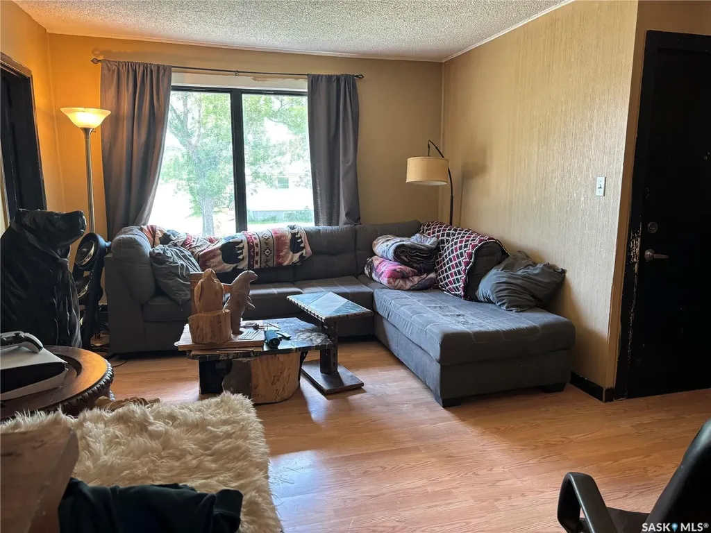 2440 Abbott Road Regina SK S4N 2K3