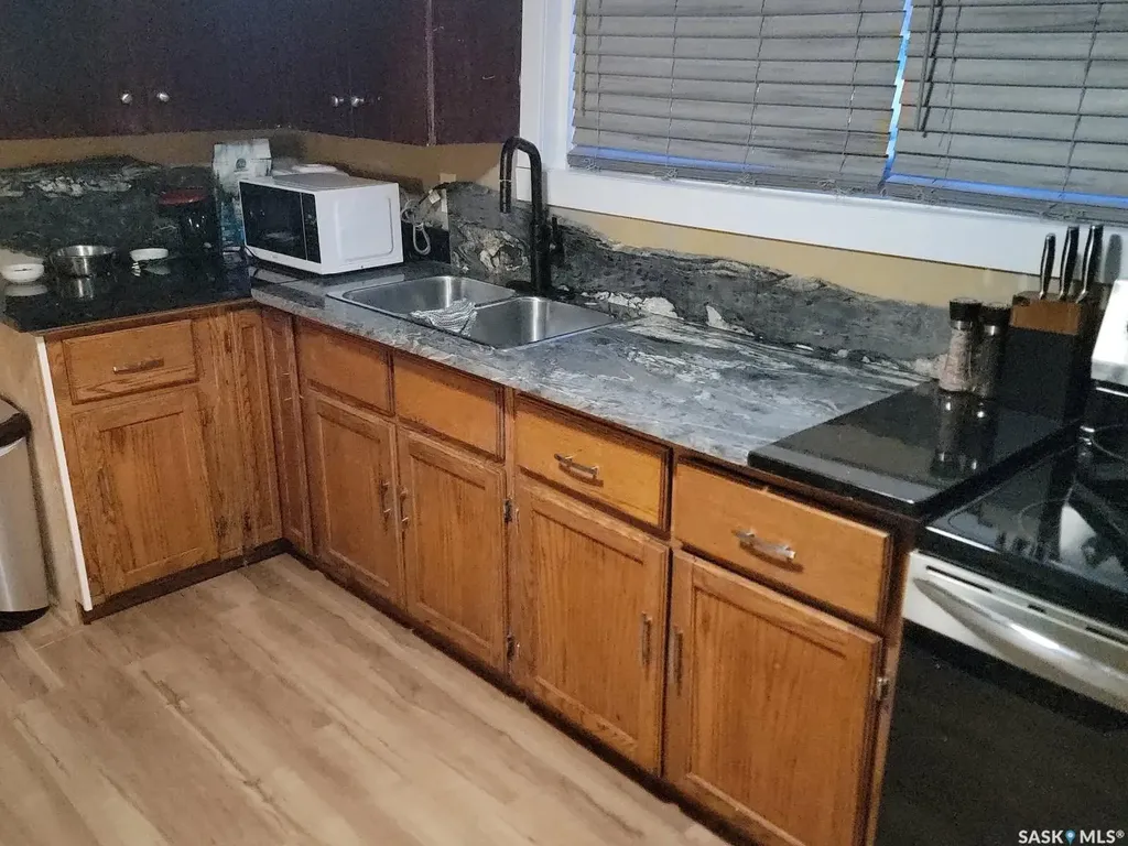 2440 Abbott Road Regina SK S4N 2K3
