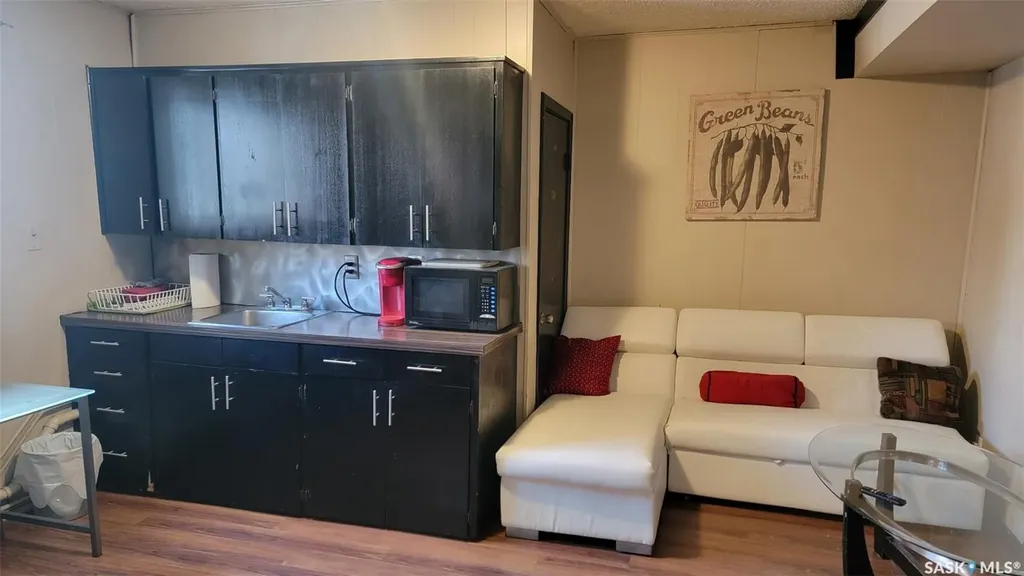 2440 Abbott Road Regina SK S4N 2K3