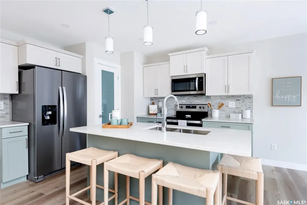 4812 Ferndale Crescent Regina SK S4V 4A5