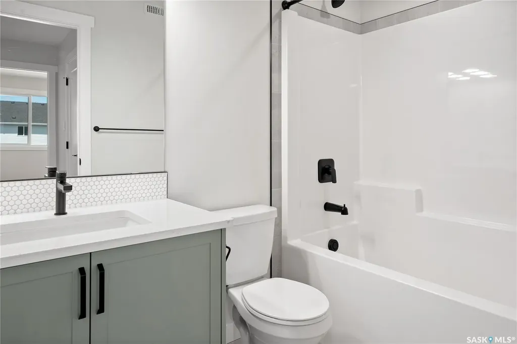 7621 Walsh Avenue Regina SK S4Y 0H1