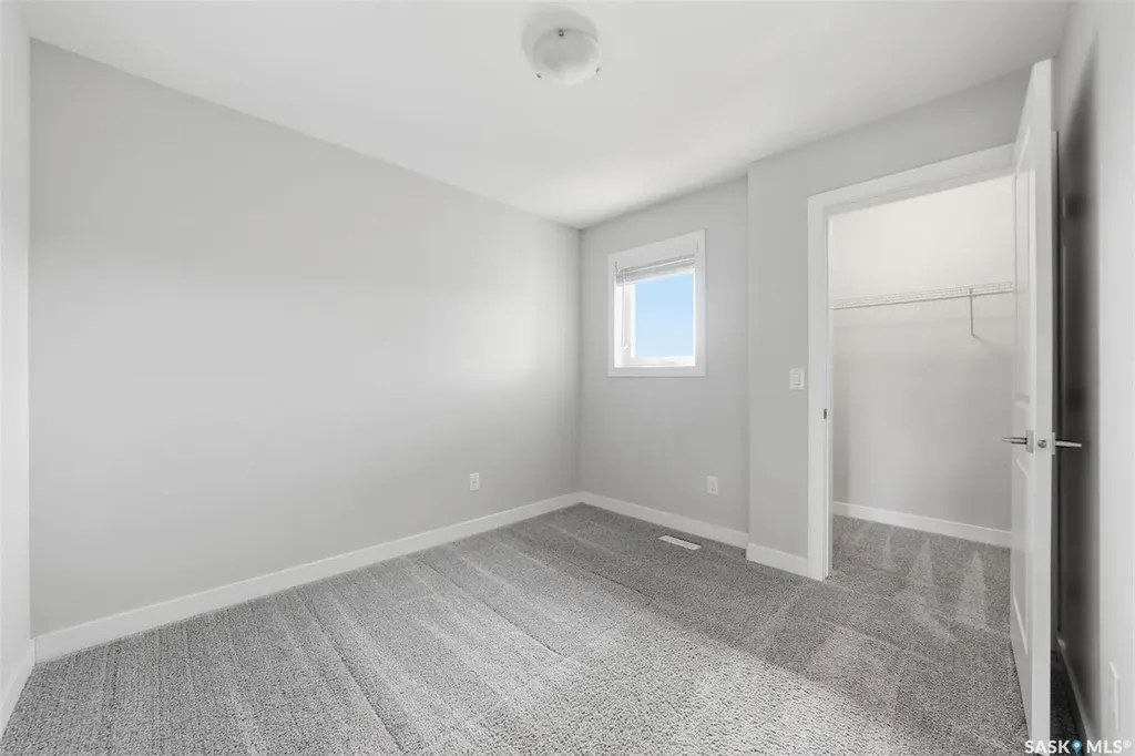 139 Stilling Mews Saskatoon SK S7V 0P4