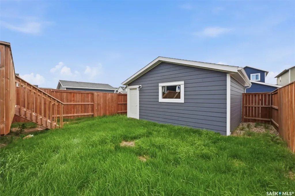 139 Stilling Mews Saskatoon SK S7V 0P4