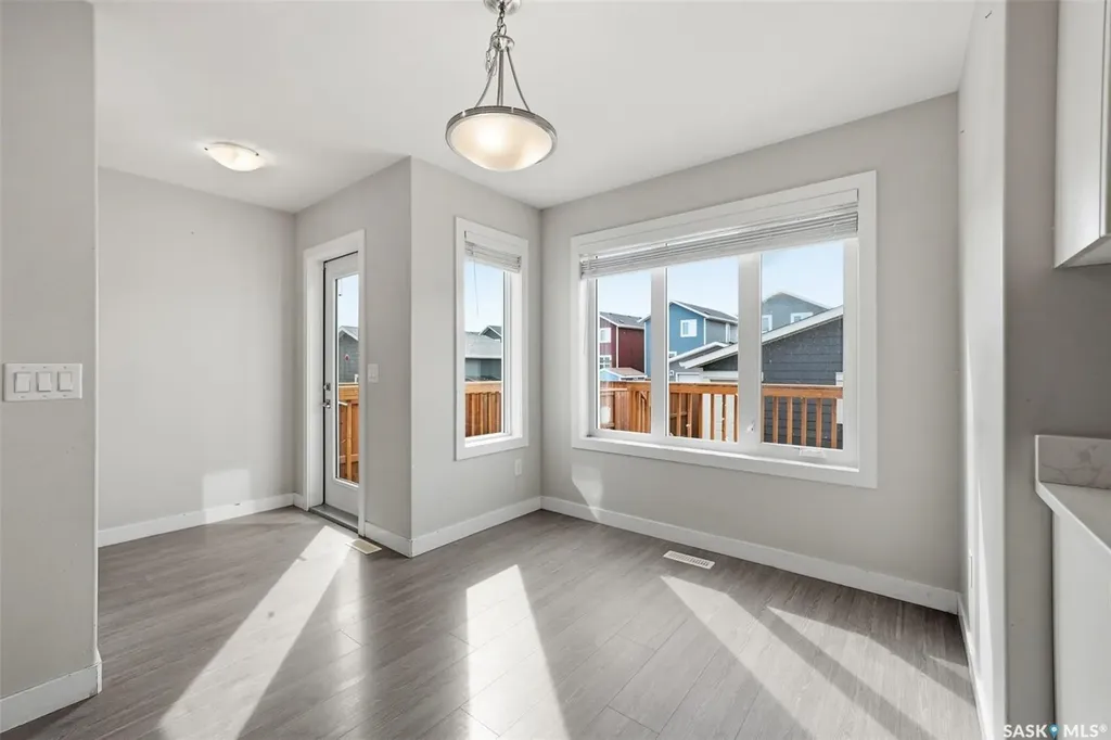 139 Stilling Mews Saskatoon SK S7V 0P4