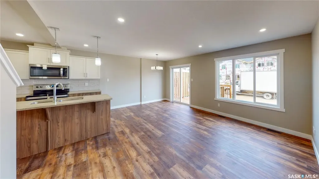 4804 Ferndale Crescent Regina SK S4V 4A5