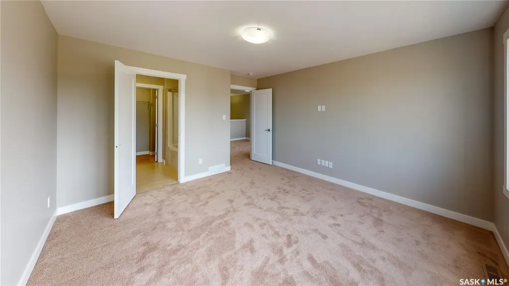 4804 Ferndale Crescent Regina SK S4V 4A5