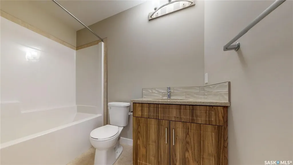 4804 Ferndale Crescent Regina SK S4V 4A5