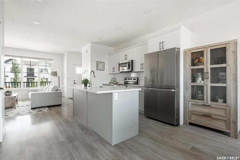 180 Rosewood Boulevard E Saskatoon SK S7V 0Y9