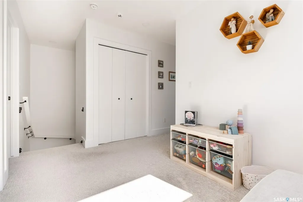 180 Rosewood Boulevard E Saskatoon SK S7V 0Y9