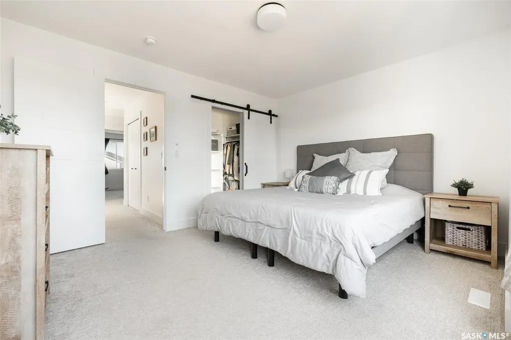 180 Rosewood Boulevard E Saskatoon SK S7V 0Y9