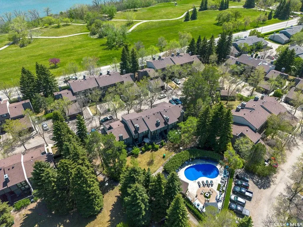 455 Pinehouse Drive Saskatoon SK S7K 5X1