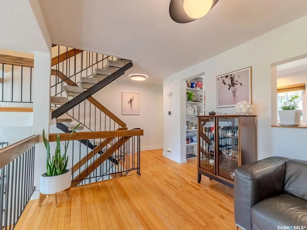 455 Pinehouse Drive Saskatoon SK S7K 5X1