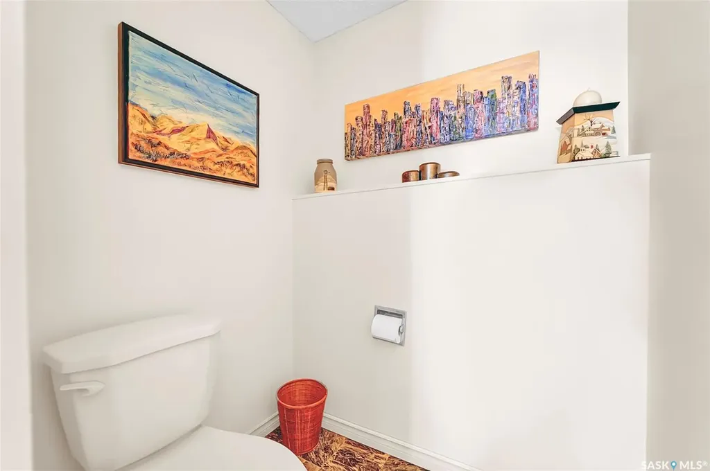 703 Candle Court Saskatoon SK S7K 4Z9