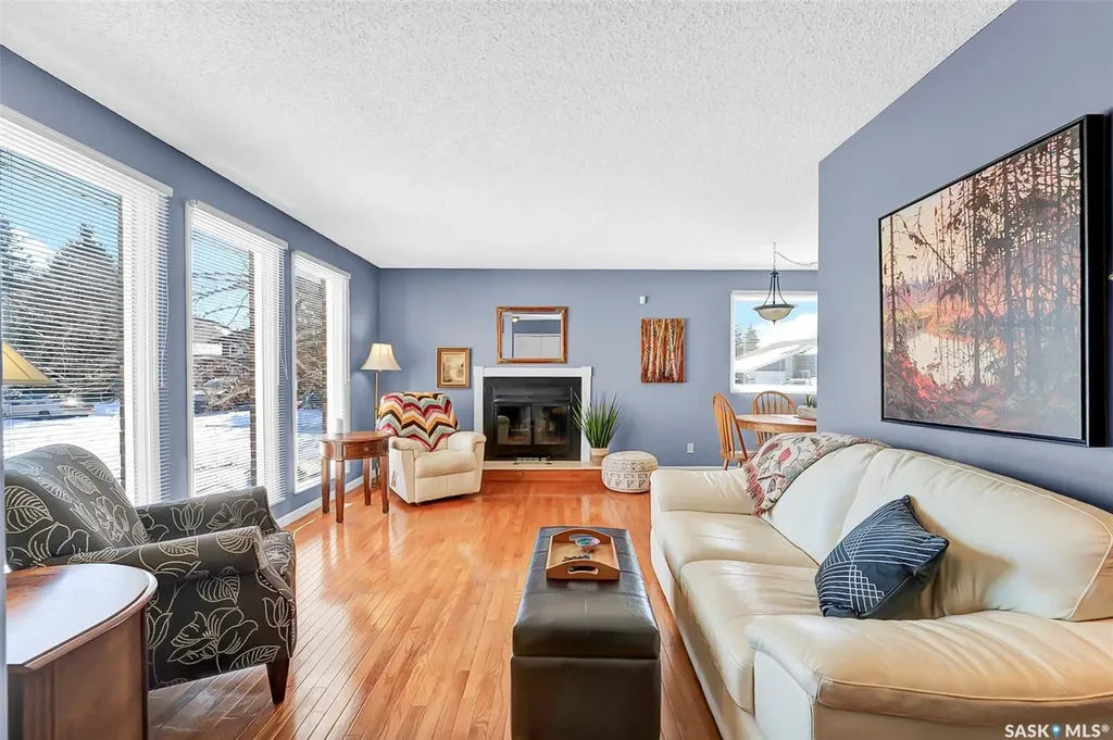 703 Candle Court Saskatoon SK S7K 4Z9