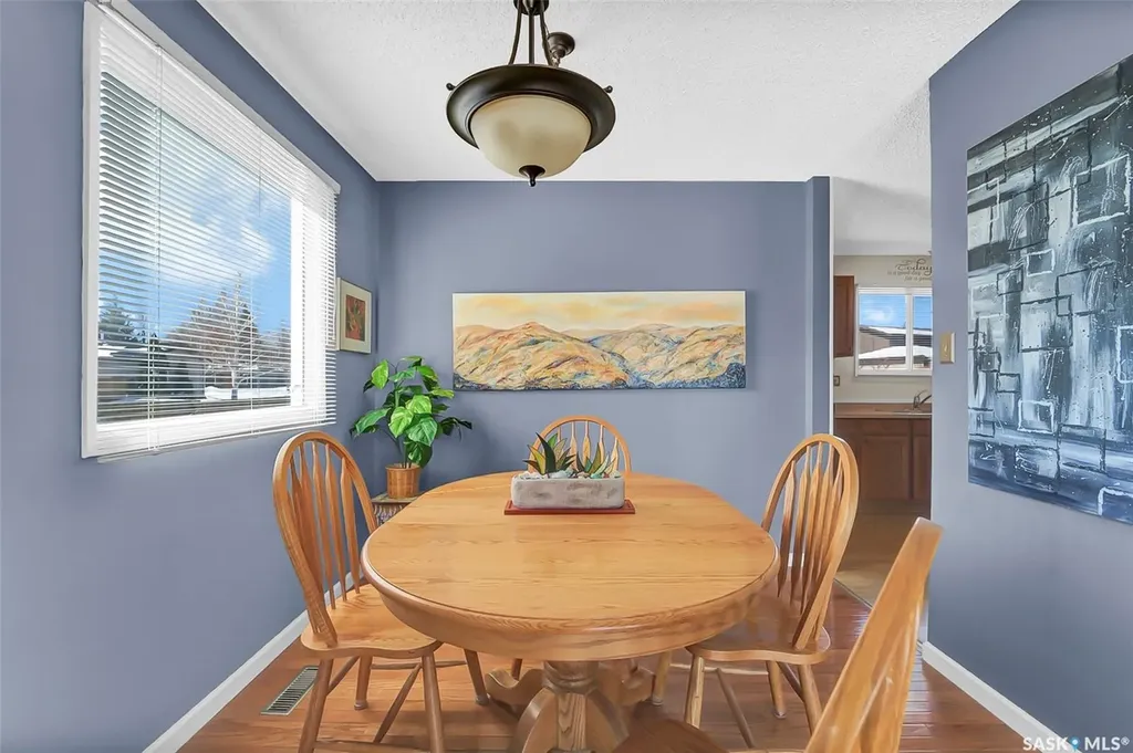 703 Candle Court Saskatoon SK S7K 4Z9