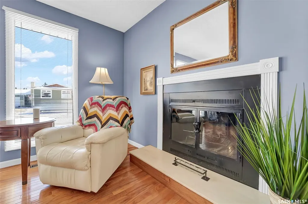 703 Candle Court Saskatoon SK S7K 4Z9