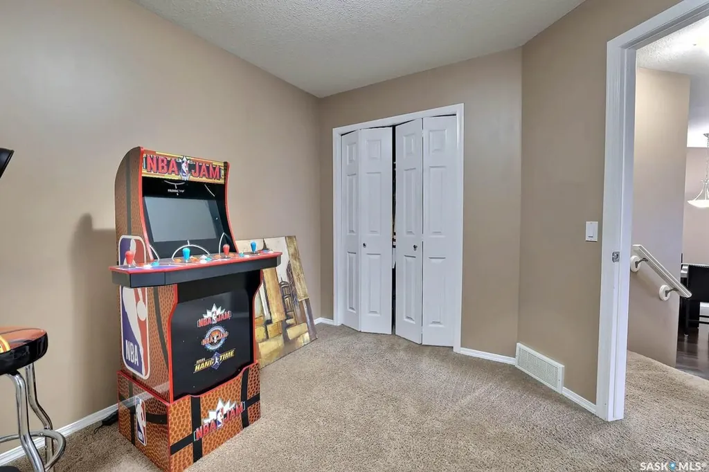 4425 Nicurity Drive Regina SK S4X 0E6