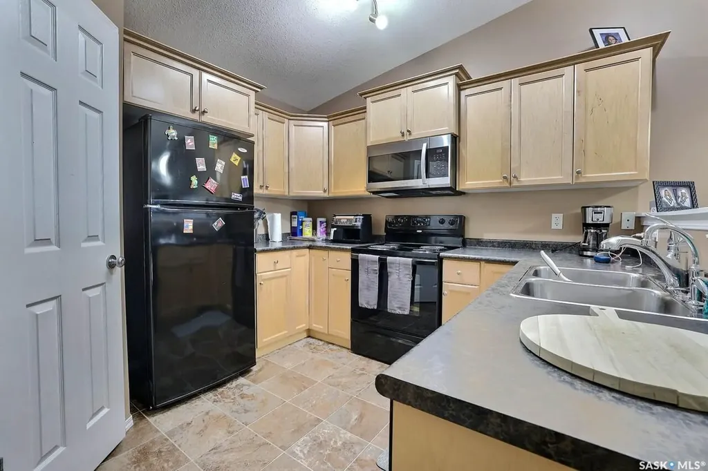 4425 Nicurity Drive Regina SK S4X 0E6