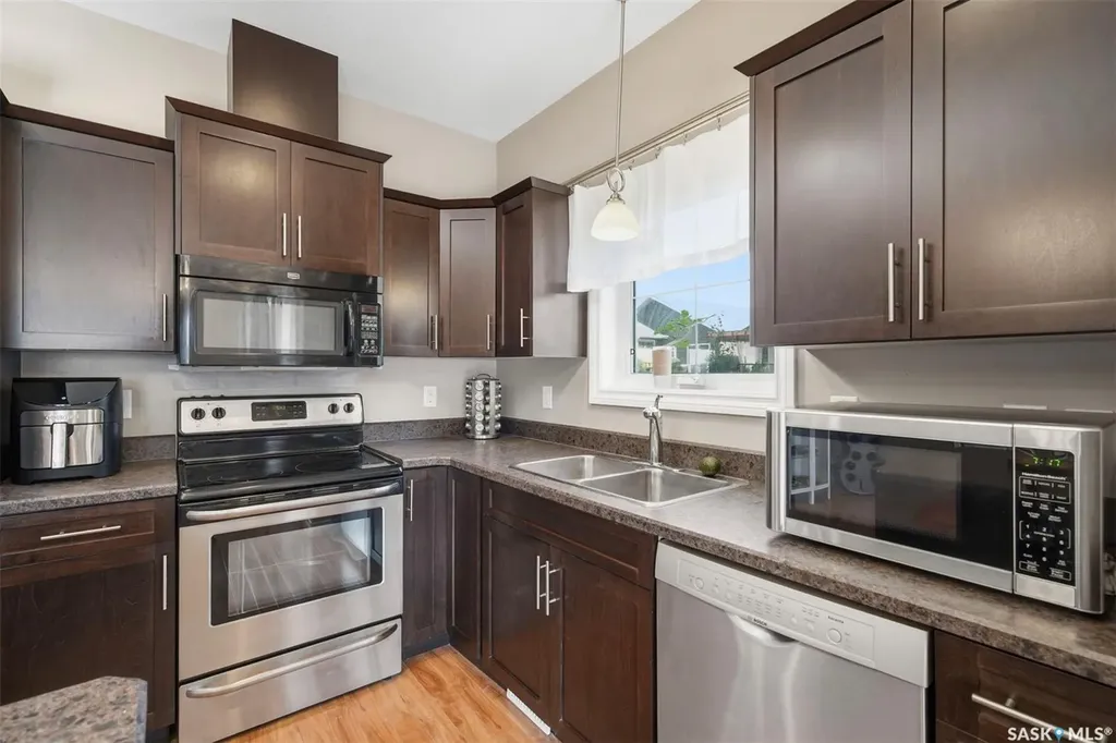 315 Zary Road Saskatoon SK S7W 0N9
