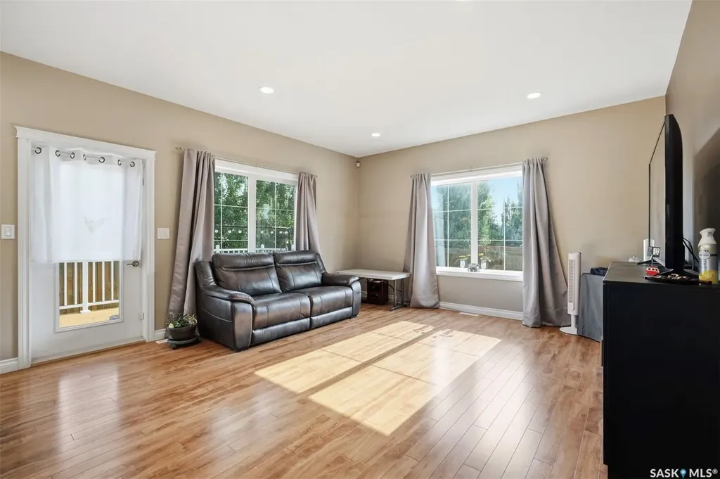 315 Zary Road Saskatoon SK S7W 0N9