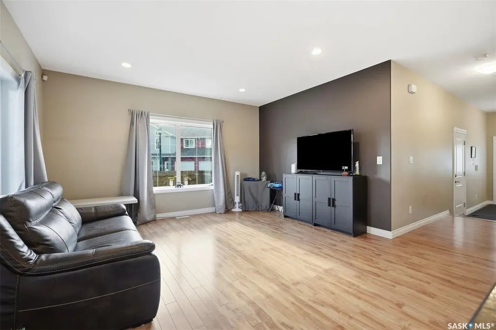 315 Zary Road Saskatoon SK S7W 0N9