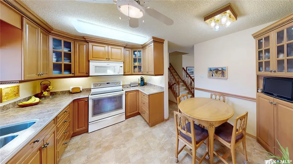 66 Sommerfeld Drive Regina SK S4V 0C5