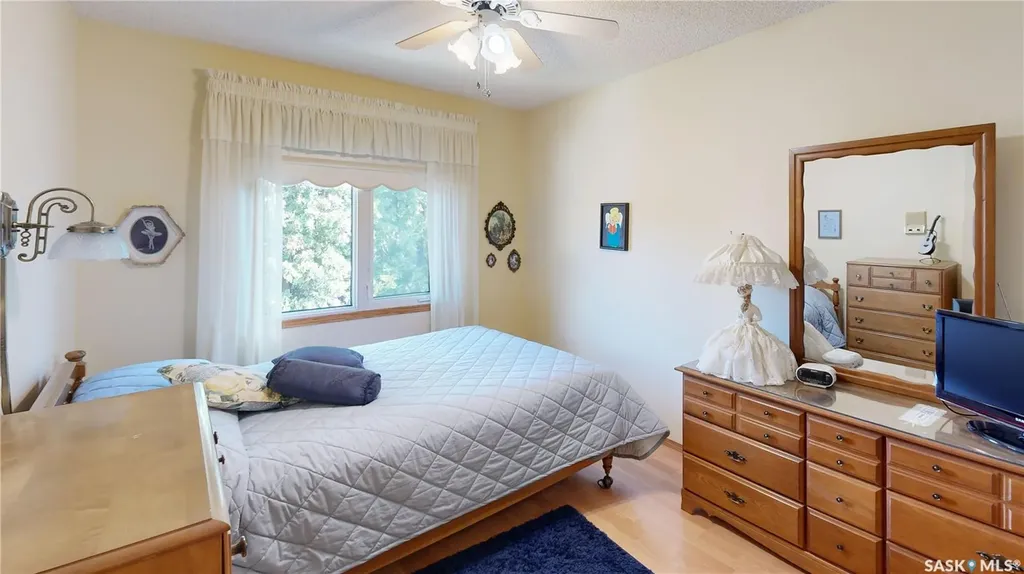 66 Sommerfeld Drive Regina SK S4V 0C5
