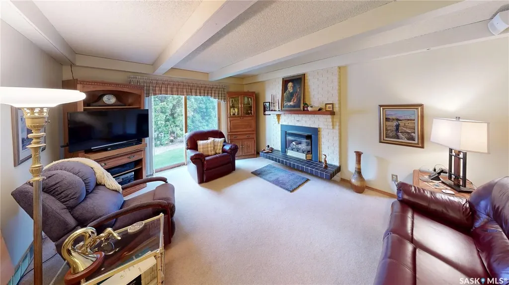 66 Sommerfeld Drive Regina SK S4V 0C5