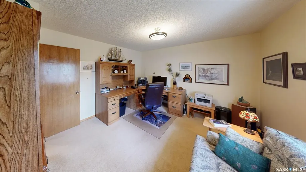 66 Sommerfeld Drive Regina SK S4V 0C5