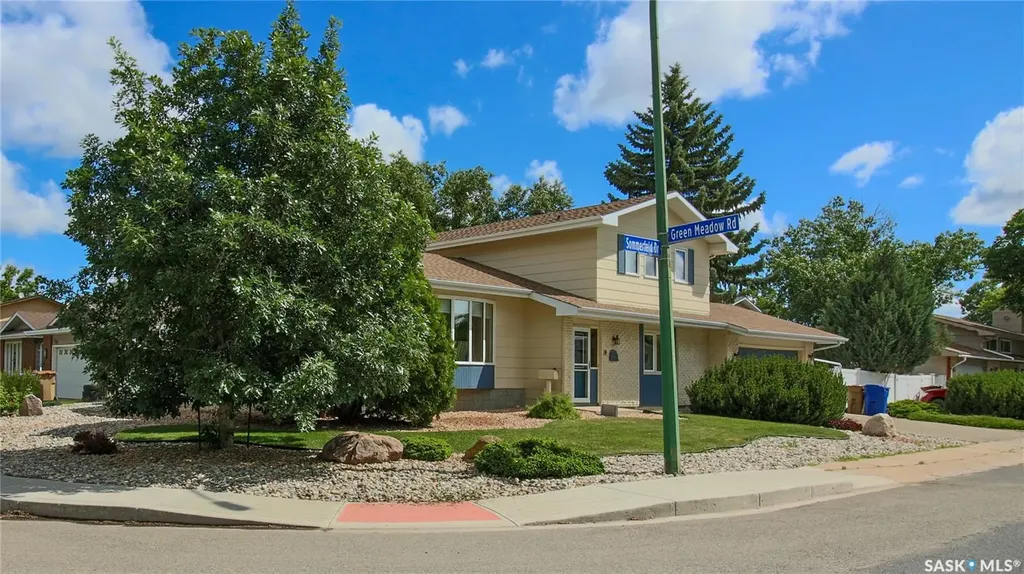 66 Sommerfeld Drive Regina SK S4V 0C5