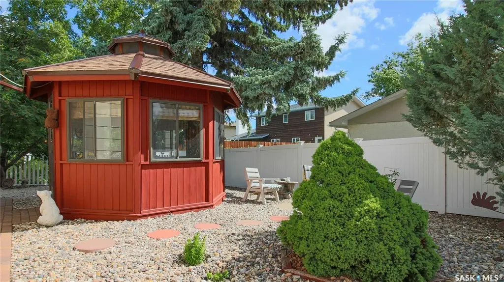 66 Sommerfeld Drive Regina SK S4V 0C5
