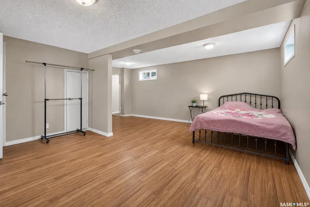 965 Stadacona Street W Moose Jaw SK S6H 2A9